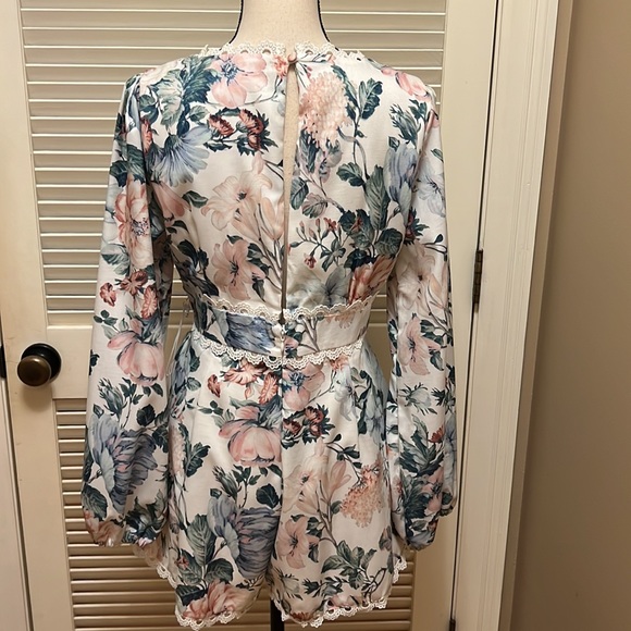 142. Luxxel No Love Lost Floral, Crochet Romper with Pockets, Size Large, NWT - Picture 13 of 17